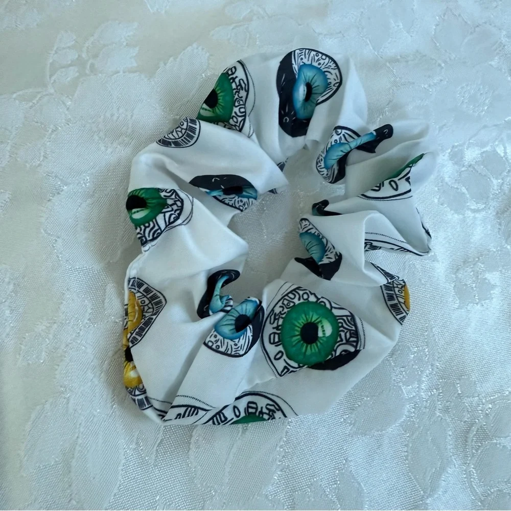 Chic White Scrunchie with Eye Pattern Evil Eye Hair Accessory